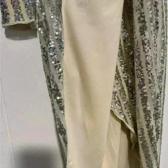 Silver sequin one-shoulder midi dress - Picture 5 of 8